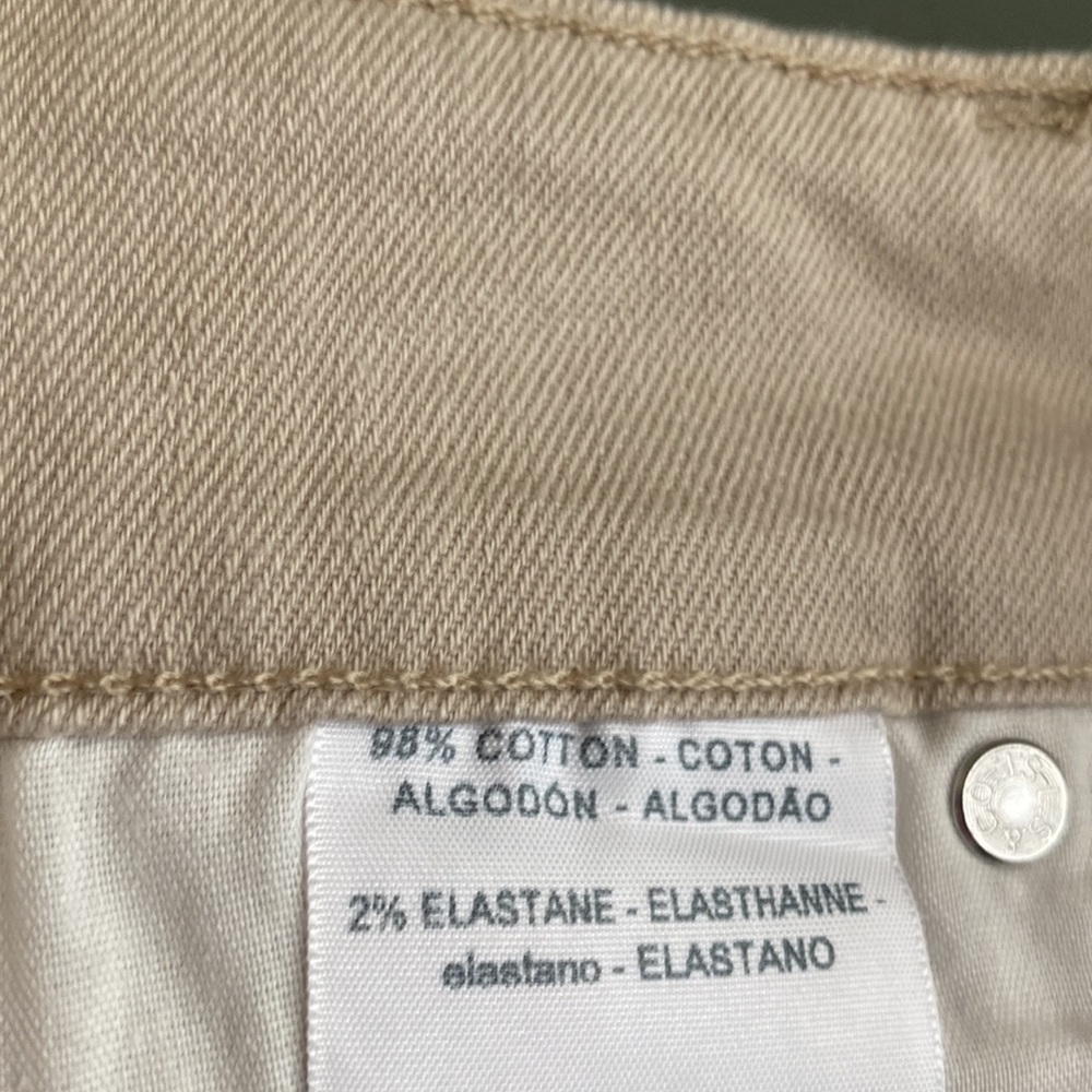 Levi’s Denim High Waist Khaki Jean Shorts Size 8 - Picture 6 of 6